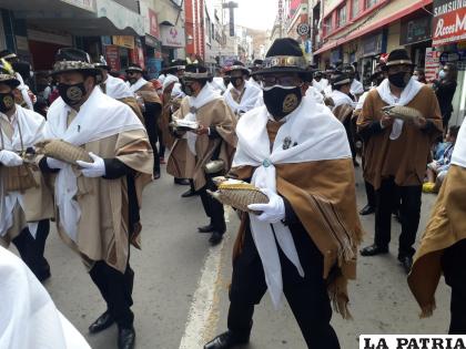 La institución celebró con diversas actividades, incluido un recorrido /LA PATRIA