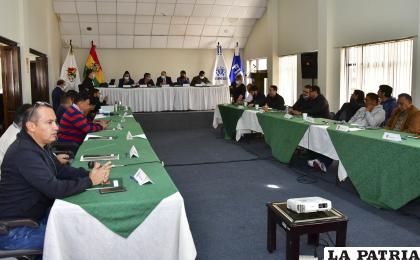La preocupación es mayor en los dirigentes de los clubes /APG
