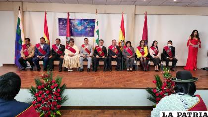 Sesión de Honor por los 416 años de fundación de Oruro / LA PATRIA