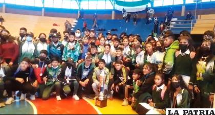 Merecido primer lugar para el colegio Ayacucho /RRSS
