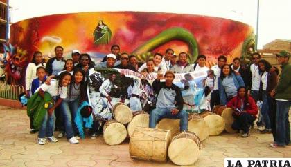 Llegaron los afros a Oruro en 2010