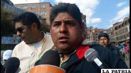 Presidente del Comité de Autodefensa de Adepcoca, César Apaza / RR.SS.
