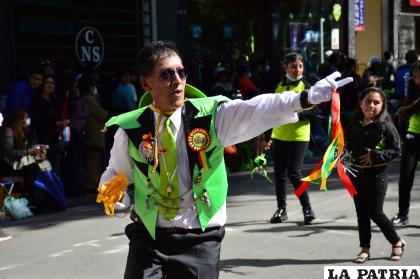 El colorido y alegría en la Cullawada