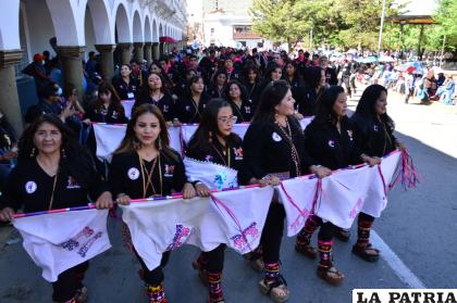Las Phujllay y el simbolismo de su danza