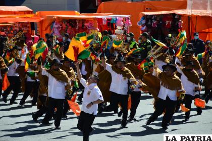 El salto de la Diablada engalana el Primer Convite 
