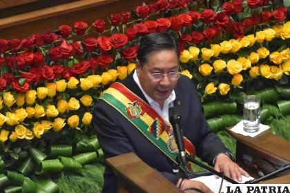 El Presidente Luis Arce durante su informe ayer en La Paz / APG
