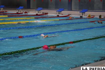 Los entrenamientos de realizaron en la piscina olímpica /LA PATRIA