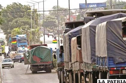 Transporte pesado pide garantías para tránsito /Referencial 
