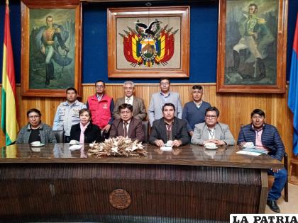 Acto de presentación de programas de posgrado /UTO