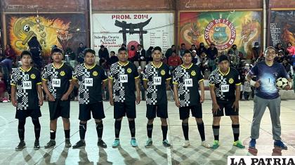 Compuvel flamante campeón del futsal de los comerciantes de ??la súperferia? / LA PATRIA