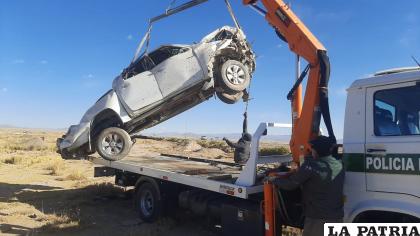 Reportaron tres ocupantes heridos de la camioneta /LA PATRIA