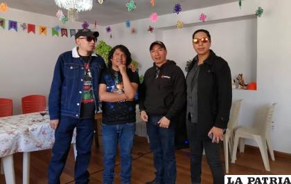 El grupo ??Personajes de Ficción? en la presentación de su segundo videoclip/ LA PATRIA 
