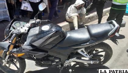 El antisocial violentó el manubrio de la motocicleta /Policía
