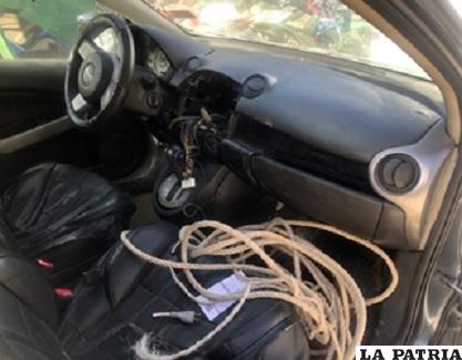 La cuerda que utilizó el antisocial fue hallada dentro el coche robado /Policía