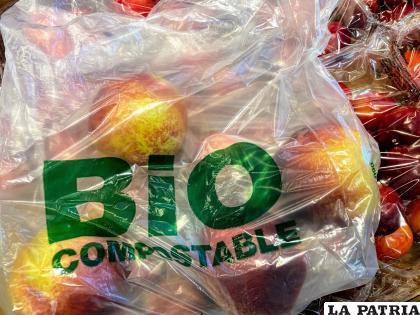 Existen bolsas y otros elementos de plásticos calificados como compostables o biodegradables /RRSS