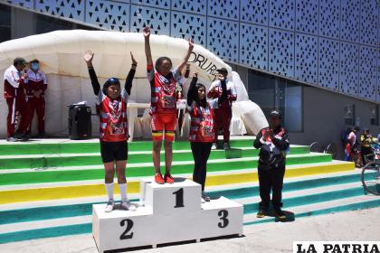 Los ciclistas de las provincias lograron el podio en varias categorías /LA PATRIA