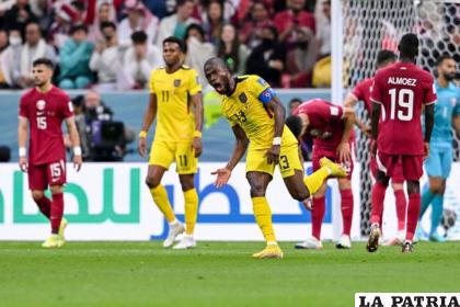 Enner Valencia, marcó dos goles en el partido inaugural