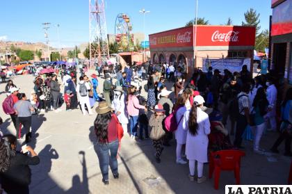Familias vivieron la experiencia de la feria /LA PATRIA