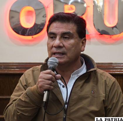 Gobernador de Oruro, Johnny Vedia garantizó la ejecución de proyectos /Archivo LA PATRIA