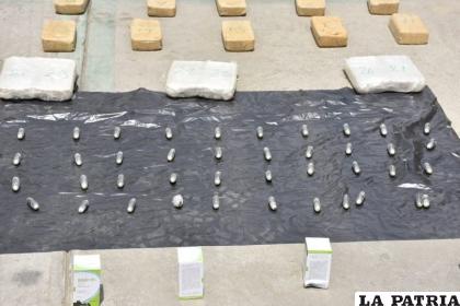 Ambas personas trasladaban 184 cápsulas con estupefacientes /Jaime Mamani
