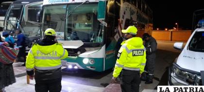 Los controles se efectúan en ambas terminales /LA PATRIA
