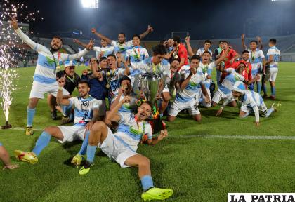 Vaca Diez se consagró campeón de la Copa ??Simón Bolívar? y con ello logró el ascenso a la División Profesional /APG
