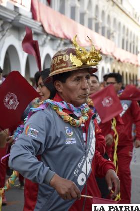 Casco del minero, un símbolo de los orureños