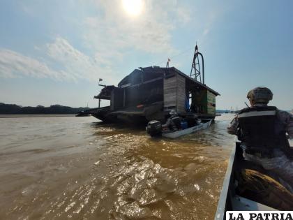 Personal de la AJAM realiza inspecciones en el río Madre de Dios /AJAM
