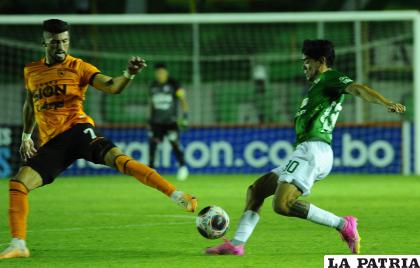 Royal Pari con la victoria ante Oriente Petrolero logró el pase a cuartos /APG