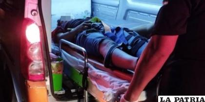 El herido fue evacuado en ambulancia hasta una clínica para ser atendido /RRSS