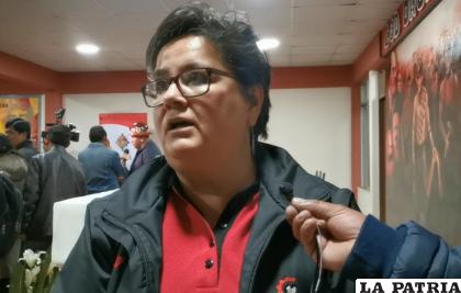 Ministra de Trabajo, Verónica Navia conmina a mujeres a denunciar /LA PATRIA