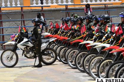 Los uniformados controlarán la seguridad durante la entrada folklórica /Emilio Castillo ?? LA PATRIA