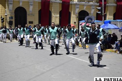 Bloques de todos los departamentos llegaron hasta Oruro