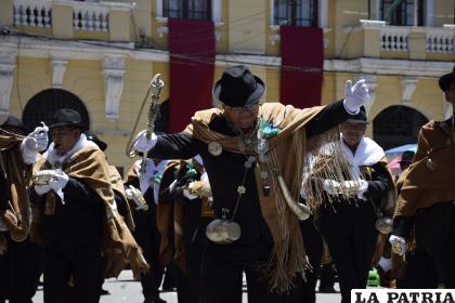 Danzarines mostraron sentimiento y devoción 
