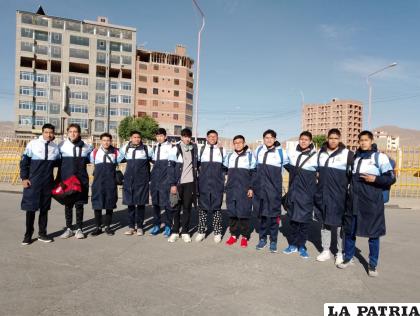 La selección orureña en Menores realizó una buena campaña en Potosí /LA PATRIA Selección de Menores de voleibol de