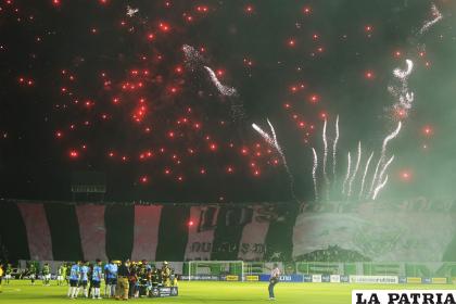 Como es habitual es clásico cruceño se jugó a estadio lleno /APG