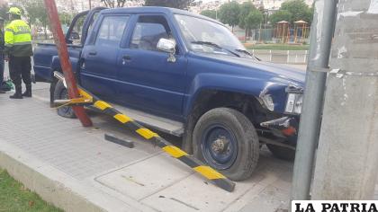 El motorizado evidenció daños materiales en su estructura /LA PATRIA