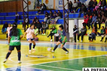 Los conflictos en el futsal orureño terminan perjudicando a los deportistas /LA PATRIA