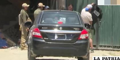 La Policía ejecuta operativos para la captura del acusado / Captura Unitel