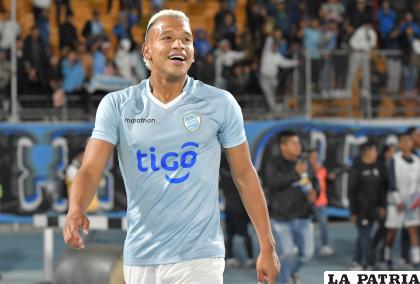 Jair Reinoso a sus 38 años fue convocado a la Selección Nacional /APG