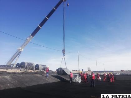 Los trabajos consisten en impermeabilizar y reimpermeabilizar las piscinas industriales /YLB