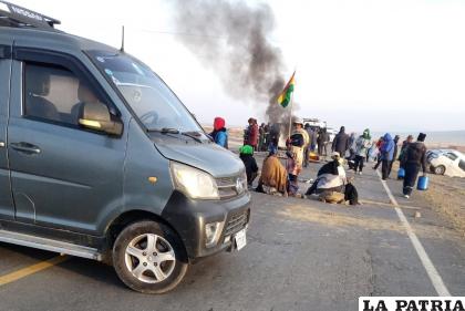 Bloqueo en la ruta panamericana Oruro ?? Potosí /Cortesía 
