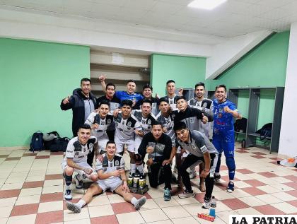Fantasmas Morales Moralitos sigue a paso de campeón en la Liga Nacional de Futsal/club Fantasmas M.M.