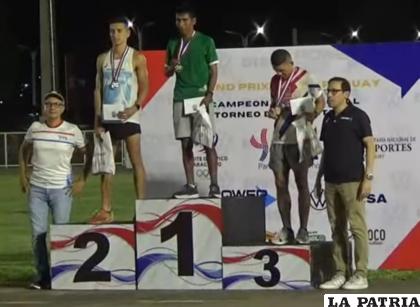 Daniel Toroya nuevamente en lo alto del podio /RRSS