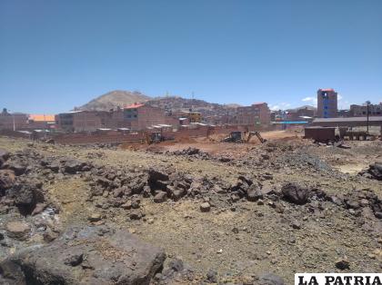 Comibol entregó provisionalmente los predios a trabajadores mineros de Huanuni /LA PATRIA