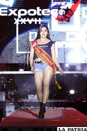 DITKA ISABEL YAPARI COPA