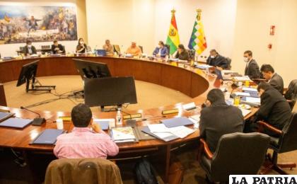 Se descartó que se vaya a tratar en esta reunión el posible cambio de ministros /Correo Del Sur Archivo