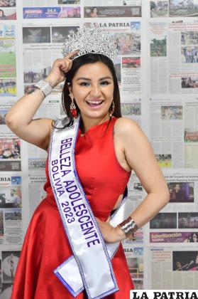 Ángela Carla Jiménez Villegas, Belleza Adolescente - Pad-Gal s	
