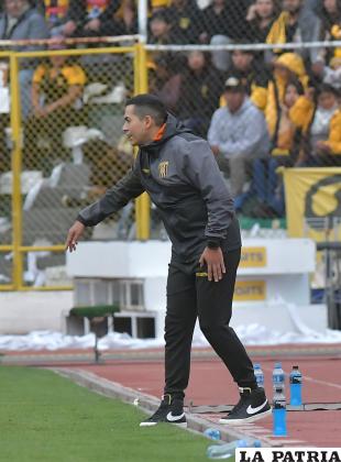 Cabanillas pasó de ser un DT interino a consagrarse con el club ??aurinegro? /APG