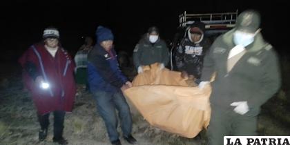 El cuerpo sin vida fue retirado de la casa de la adulta mayor 
/Policía Rural y Fronteriza
